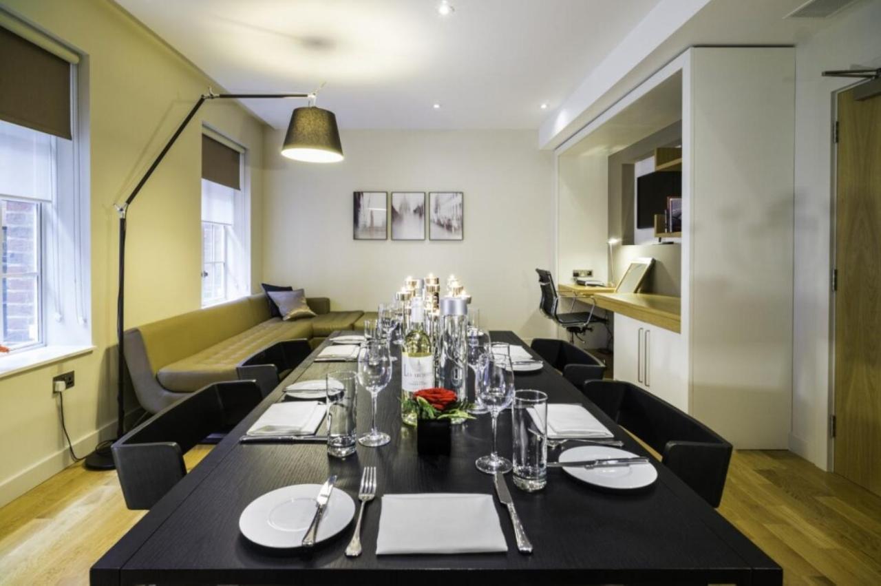 Master Suite Club Lounge Access